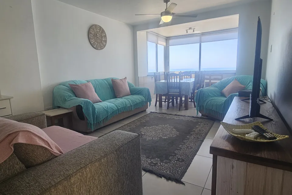 Casa Sea View | 2 to 6 sleeper | Warner Beach